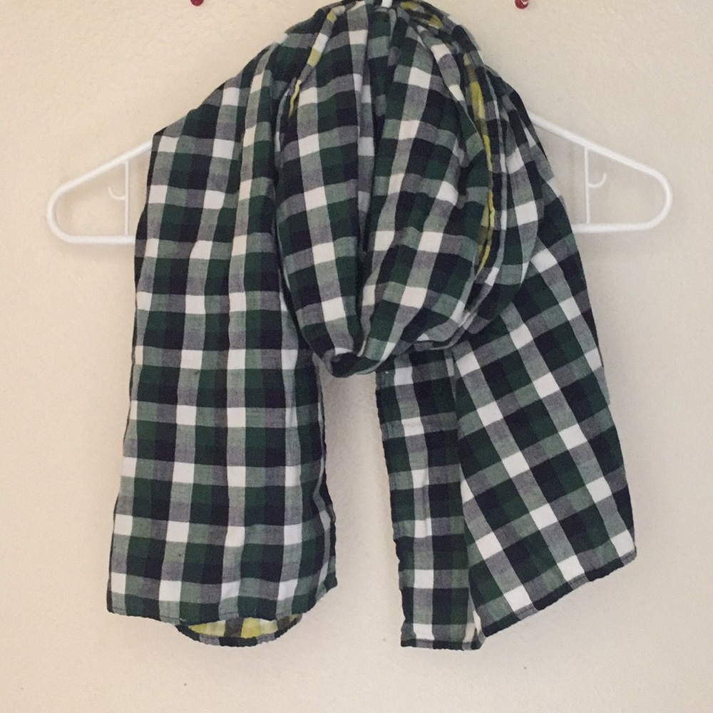 Green yellow checkered scarf